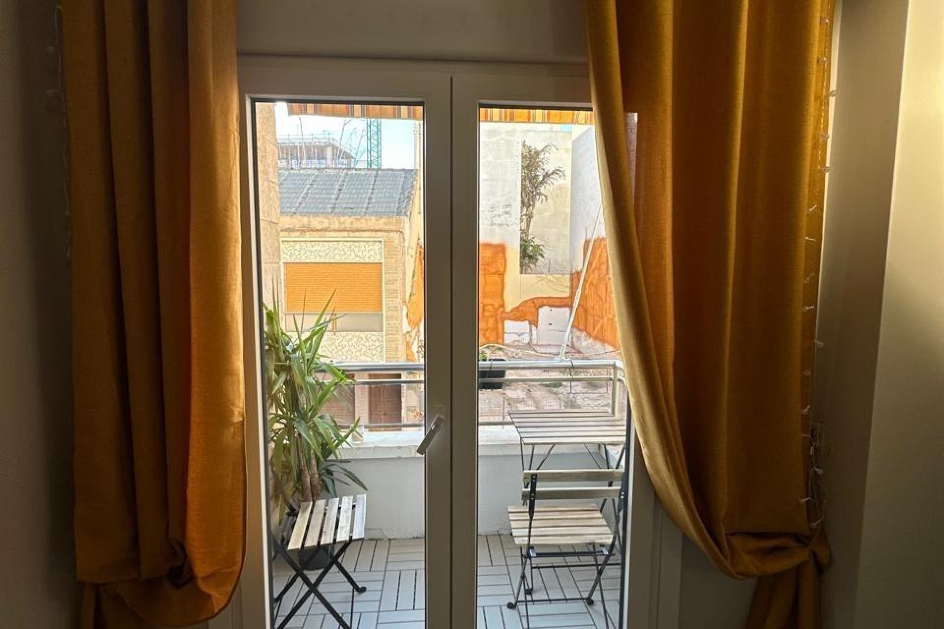 Resale - Apartment / flat -
Torrevieja - Torrevieja Centro