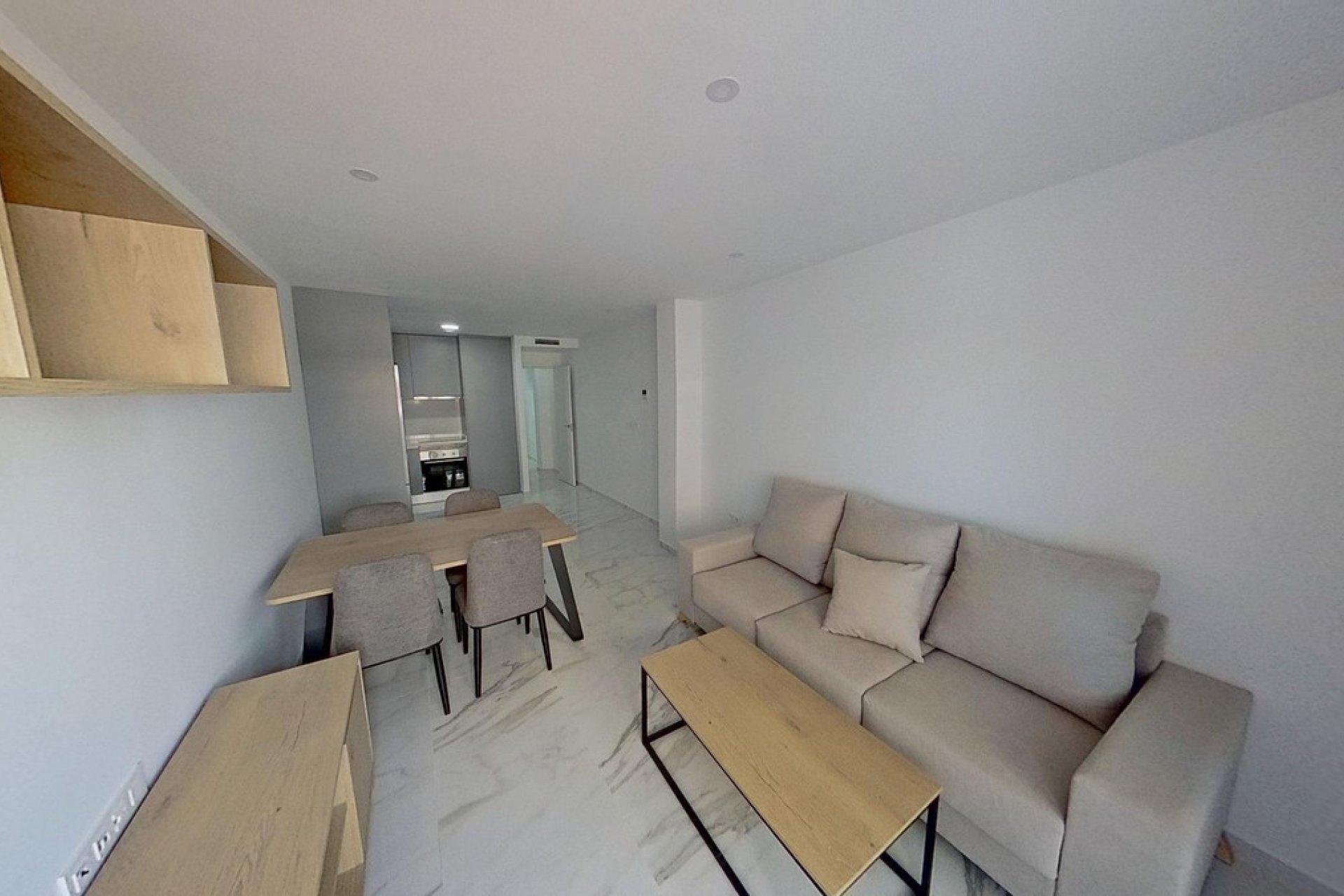 Resale - Apartment / flat -
Torrevieja - Torrevieja Centro