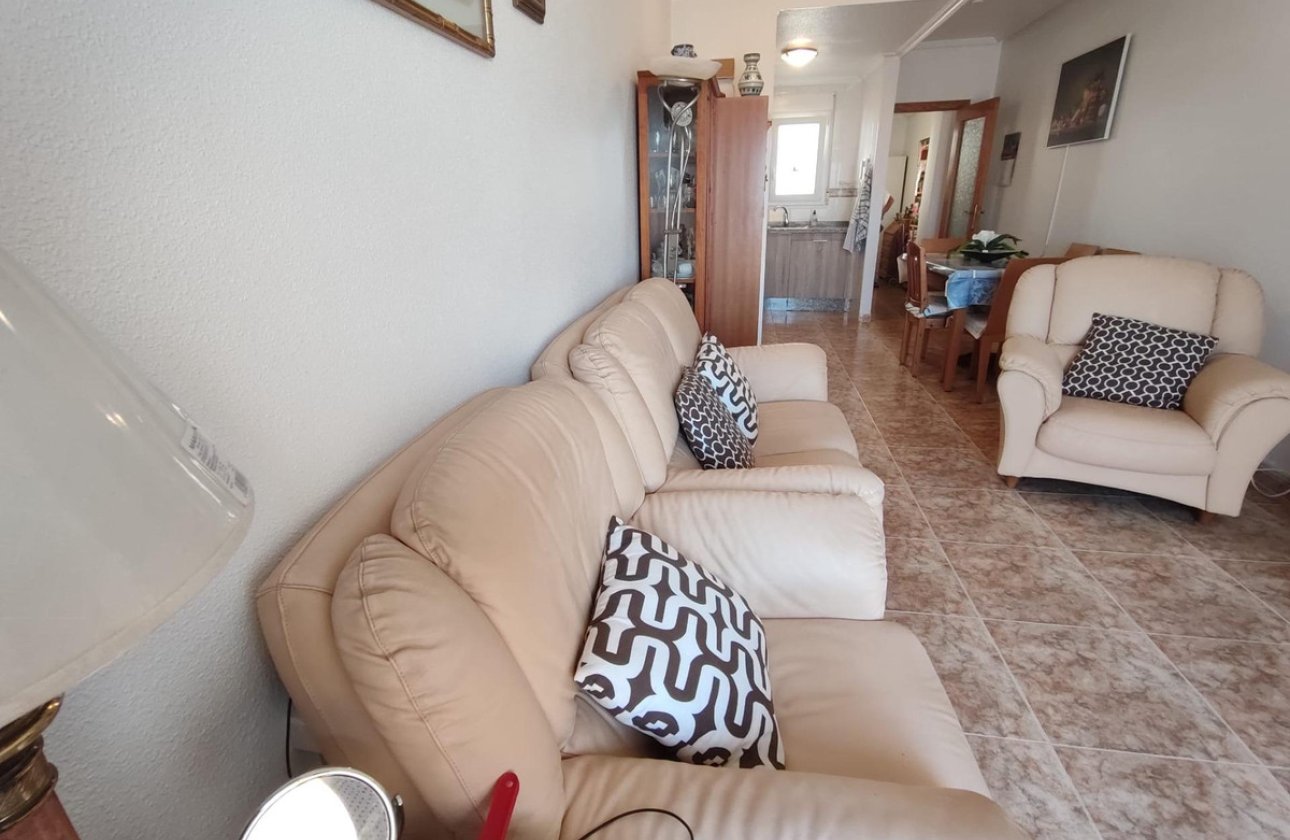Resale - Apartment / flat -
Torrevieja - Torrevieja Centro