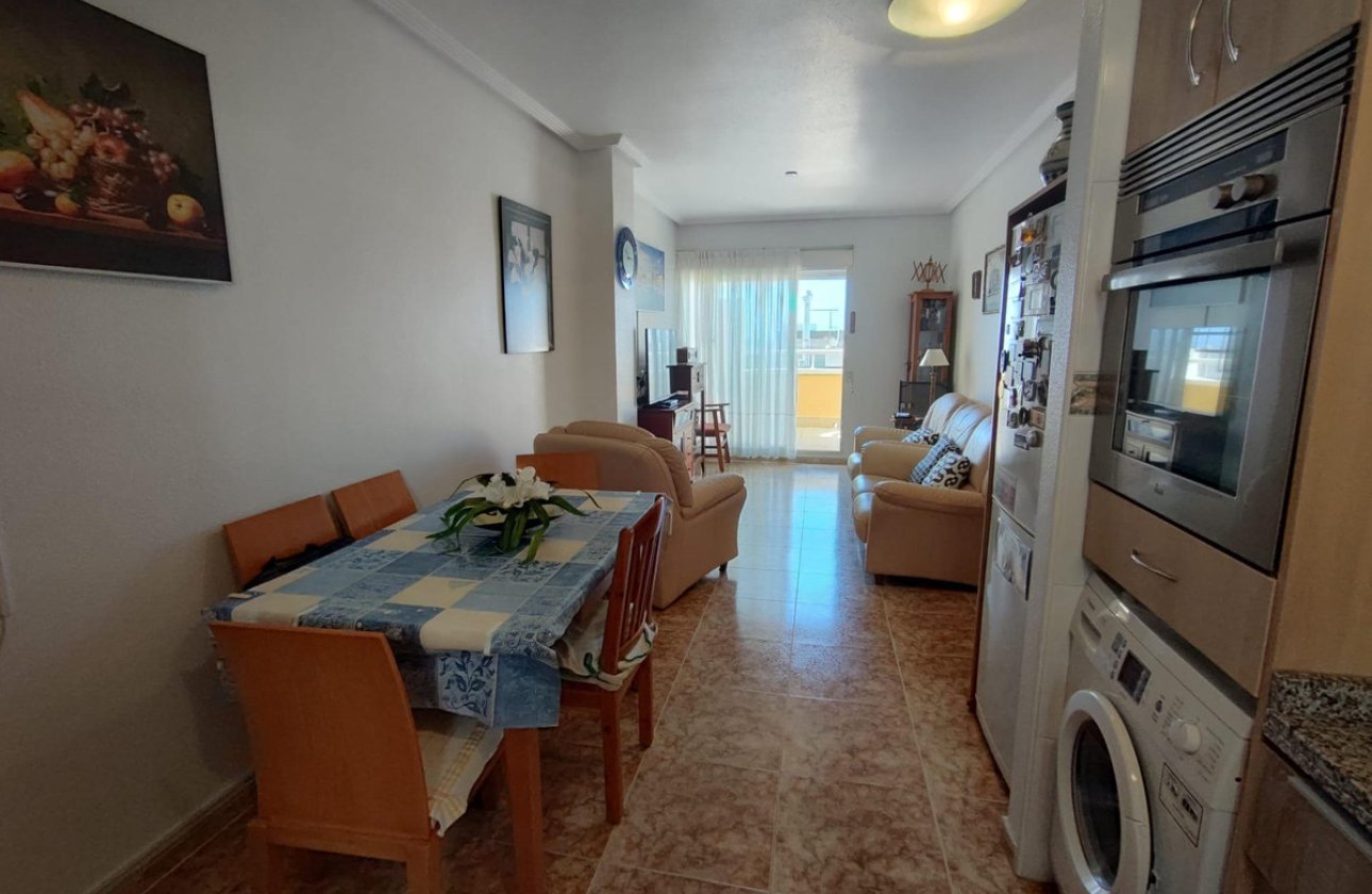 Resale - Apartment / flat -
Torrevieja - Torrevieja Centro