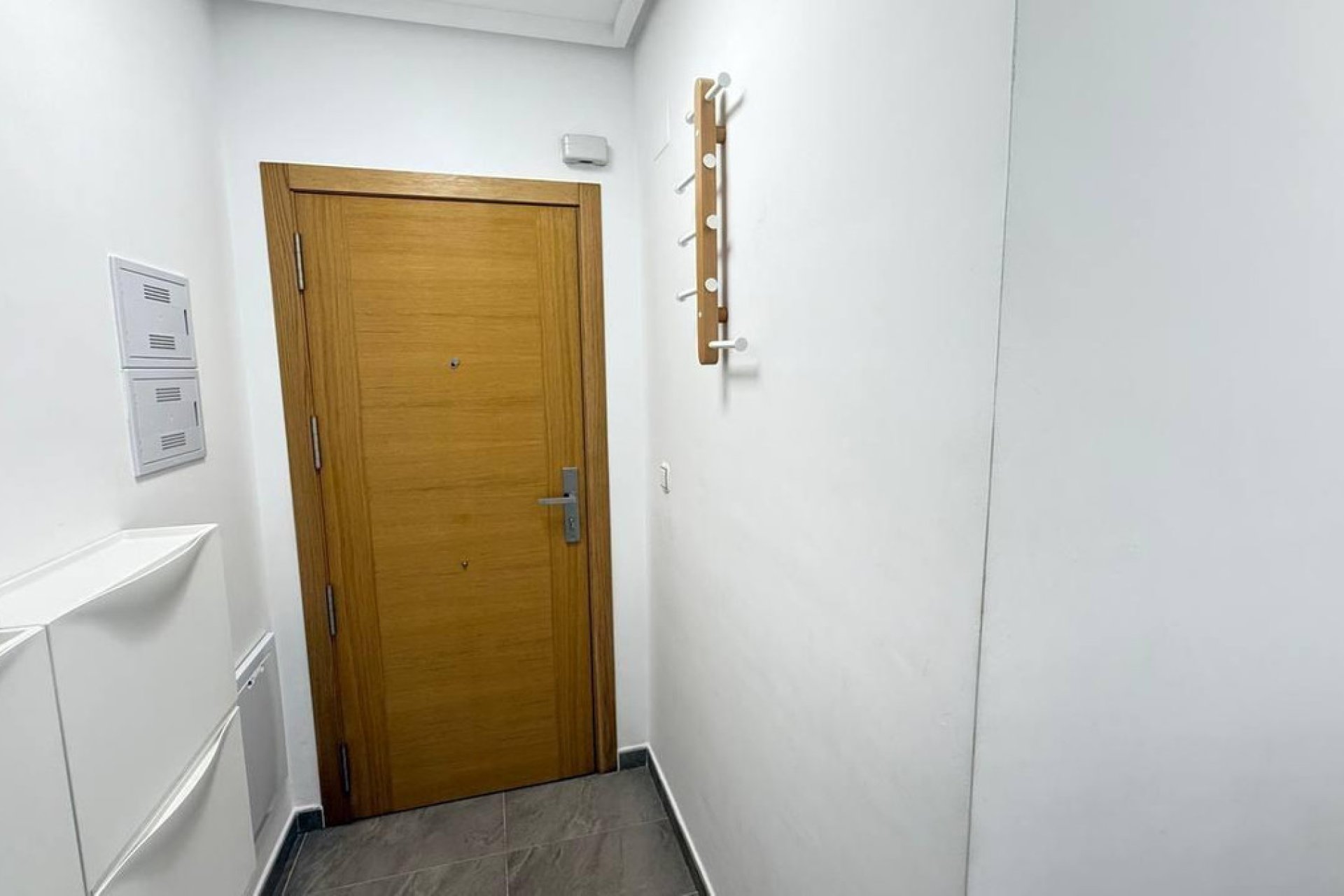 Resale - Apartment / flat -
Torrevieja - Torrevieja Centro