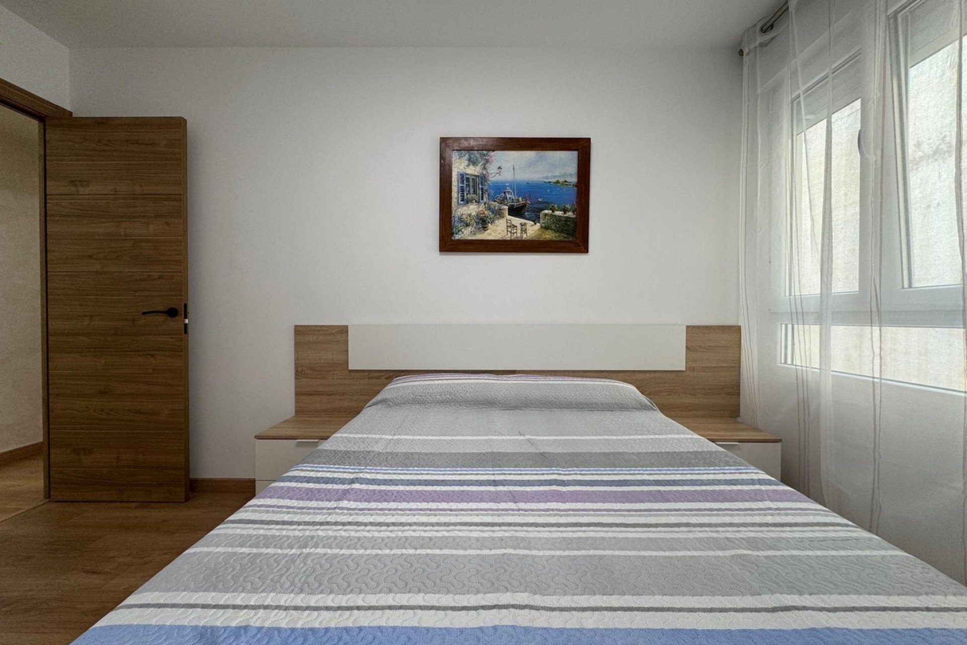 Resale - Apartment / flat -
Torrevieja - Torrevieja Centro