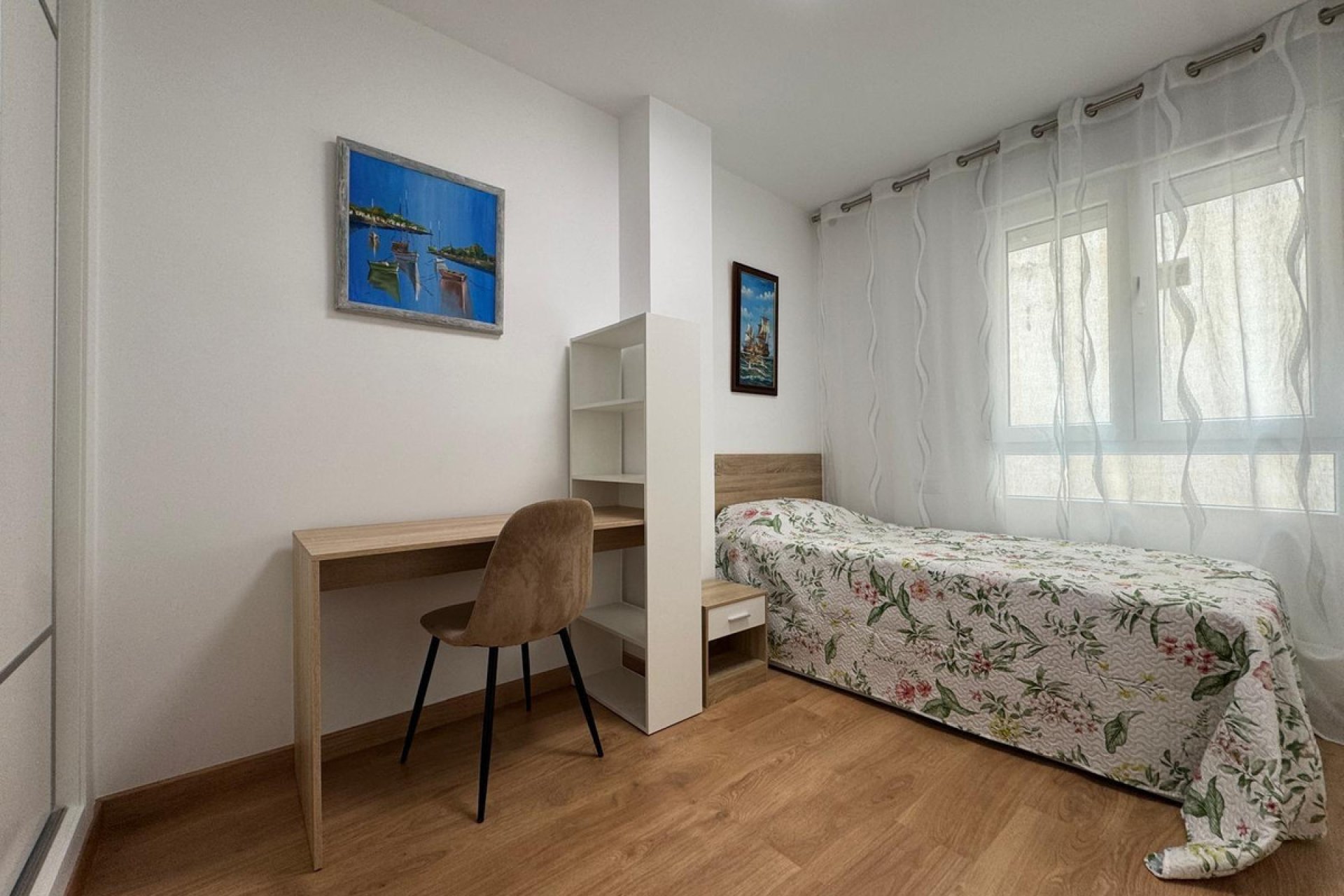 Resale - Apartment / flat -
Torrevieja - Torrevieja Centro
