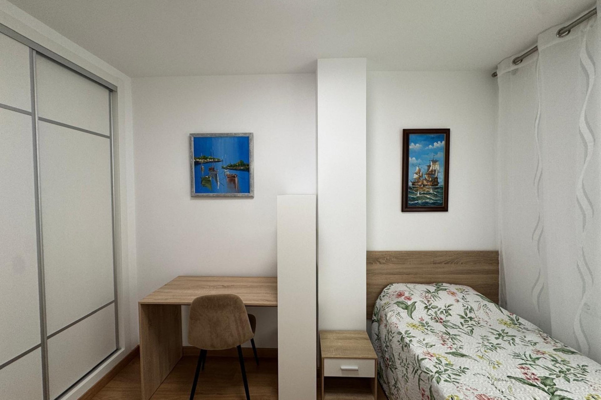 Resale - Apartment / flat -
Torrevieja - Torrevieja Centro