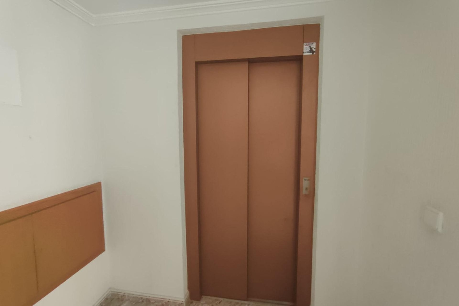 Resale - Apartment / flat -
Torrevieja - Torrevieja Centro