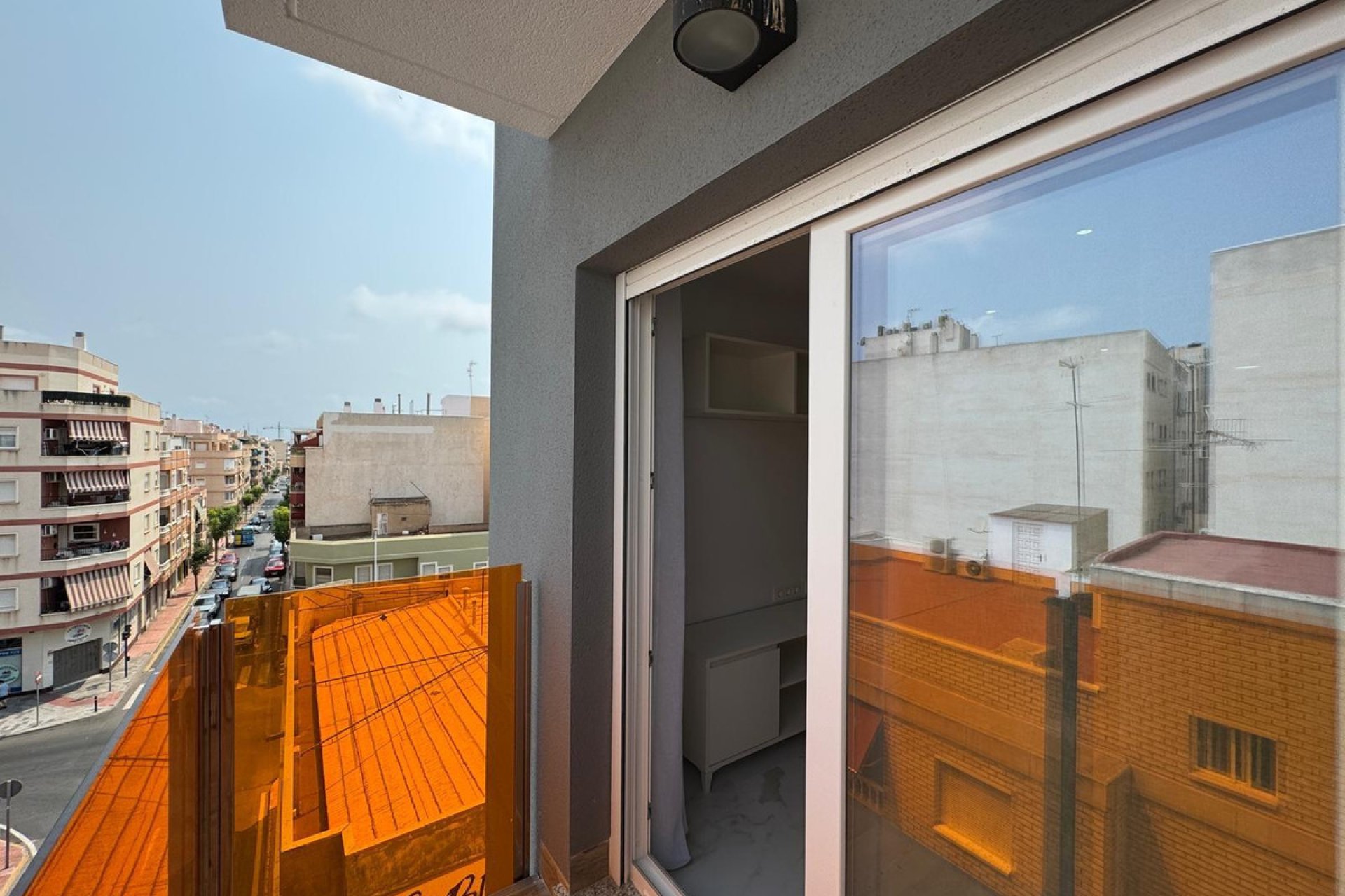 Resale - Apartment / flat -
Torrevieja - Torrevieja Centro