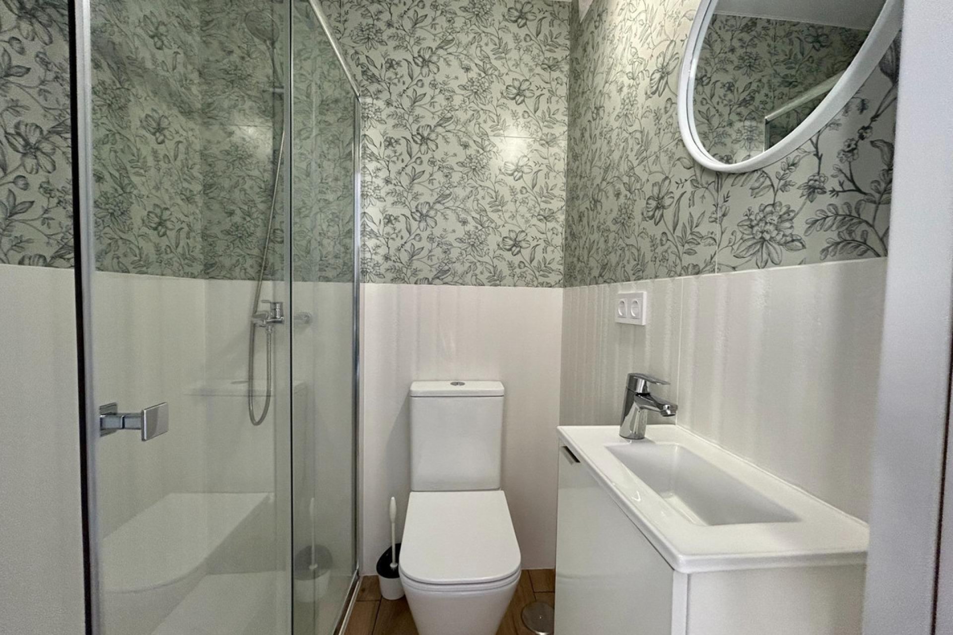 Resale - Apartment / flat -
Torrevieja - Torrevieja Centro