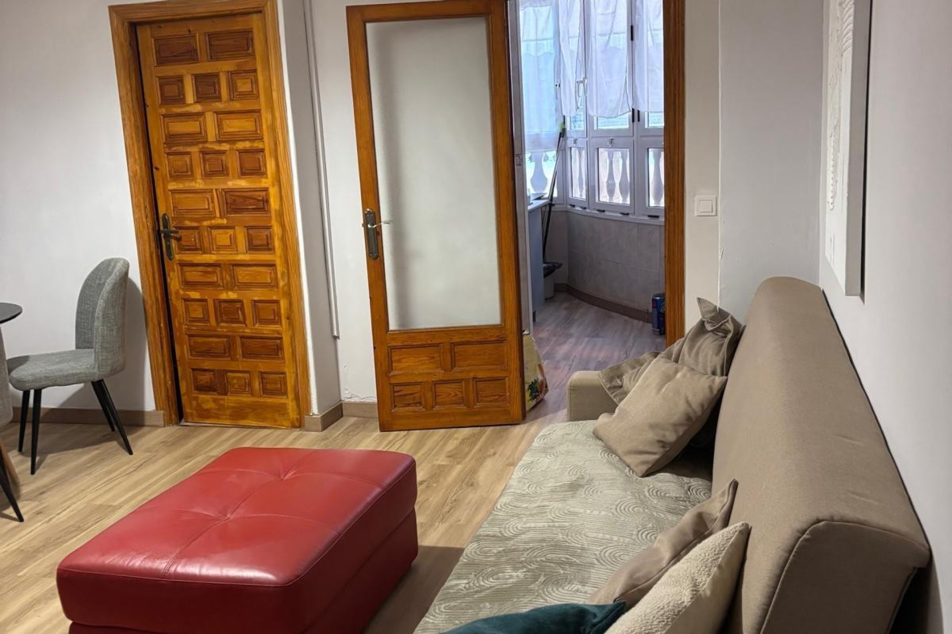 Resale - Apartment / flat -
Torrevieja - Torrevieja Centro