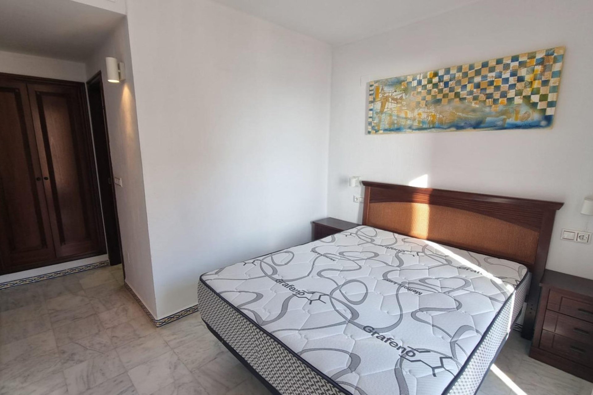 Resale - Apartment / flat -
Torrevieja - Torrevieja Centro