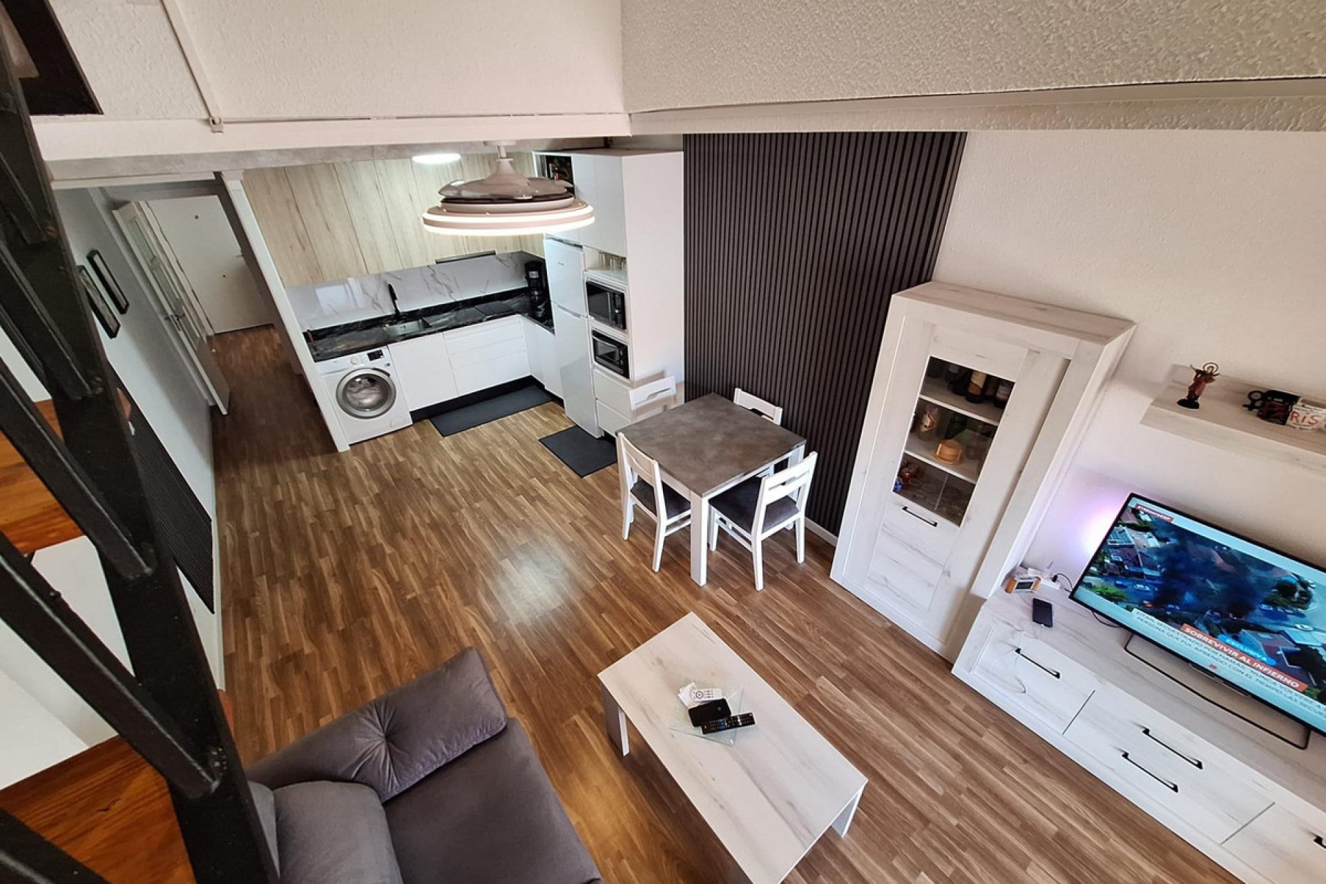 Resale - Apartment / flat -
Torrevieja - Torrevieja Centro