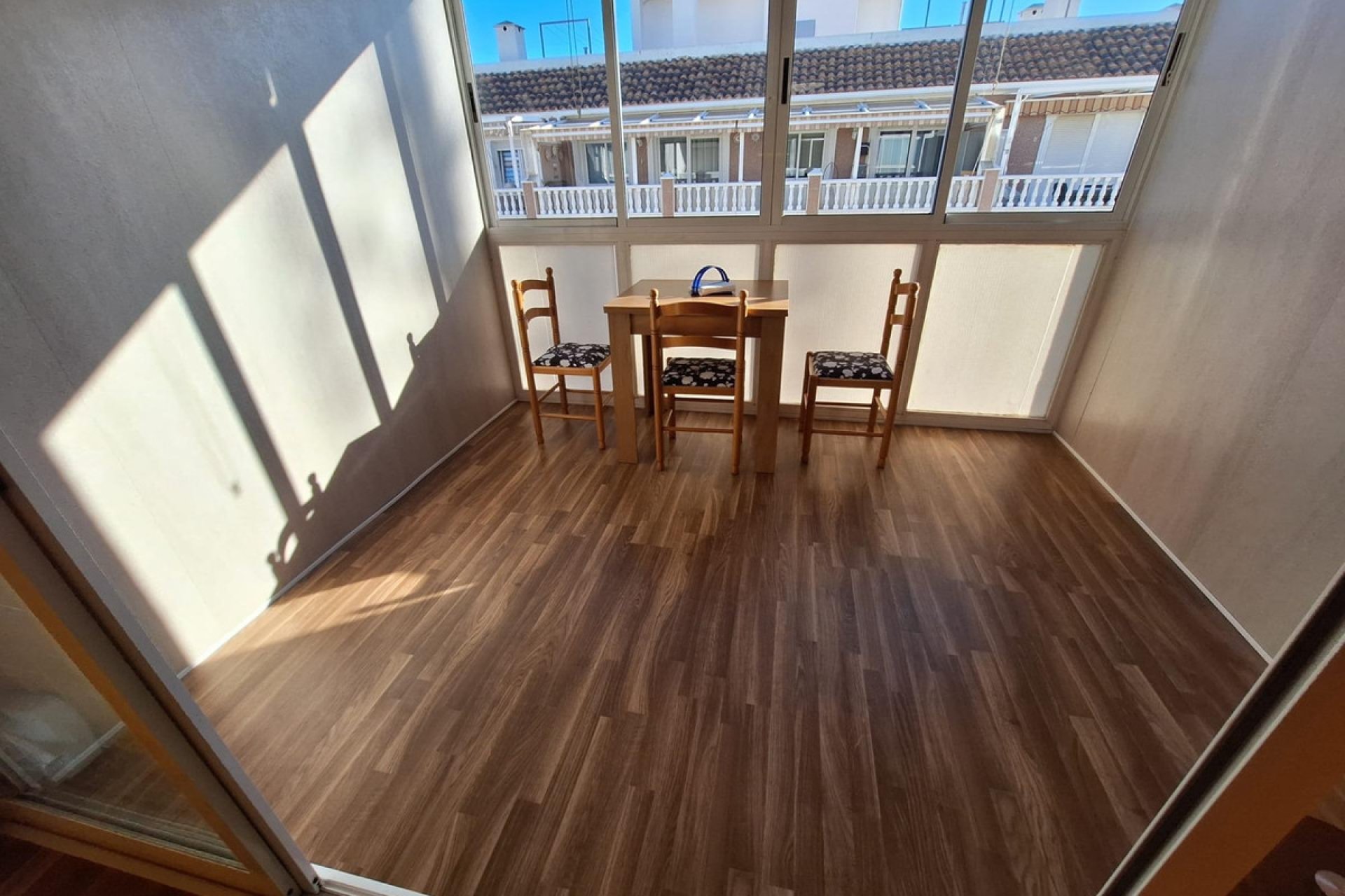 Resale - Apartment / flat -
Torrevieja - Torrevieja Centro