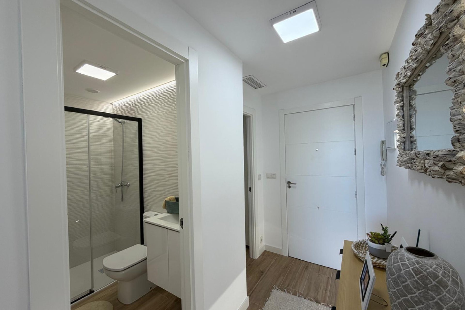 Resale - Apartment / flat -
Torrevieja - Torrevieja Centro