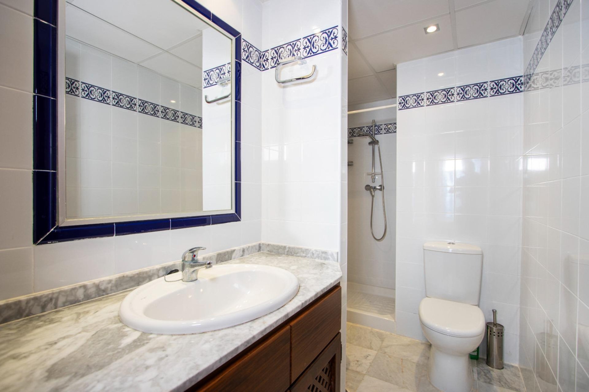 Resale - Apartment / flat -
Torrevieja - Torrevieja Centro