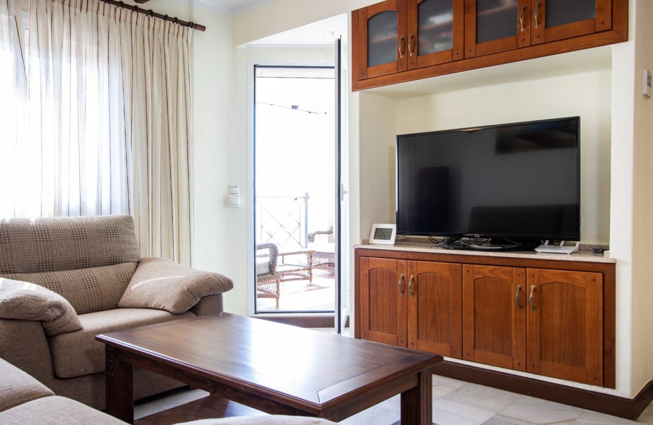 Resale - Apartment / flat -
Torrevieja - Torrevieja Centro