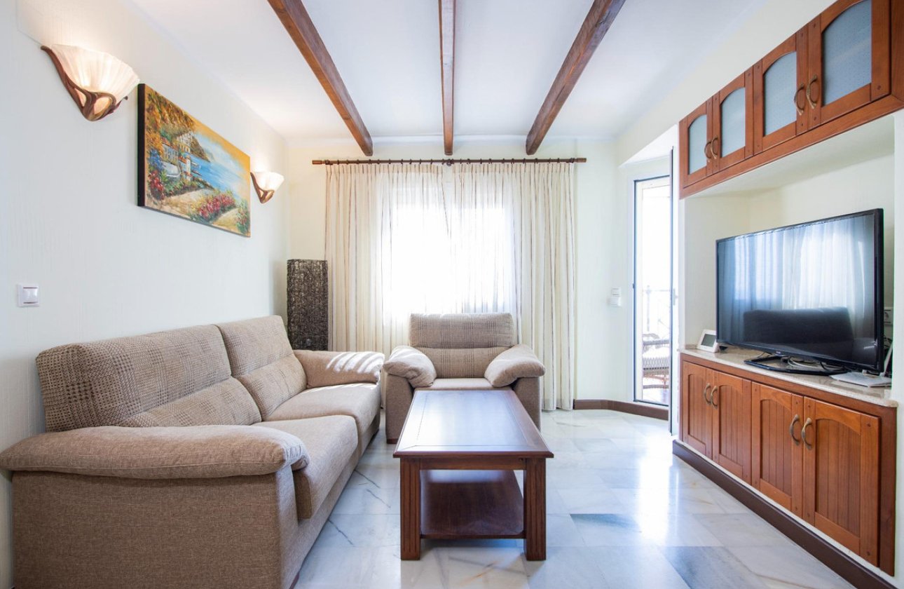 Resale - Apartment / flat -
Torrevieja - Torrevieja Centro