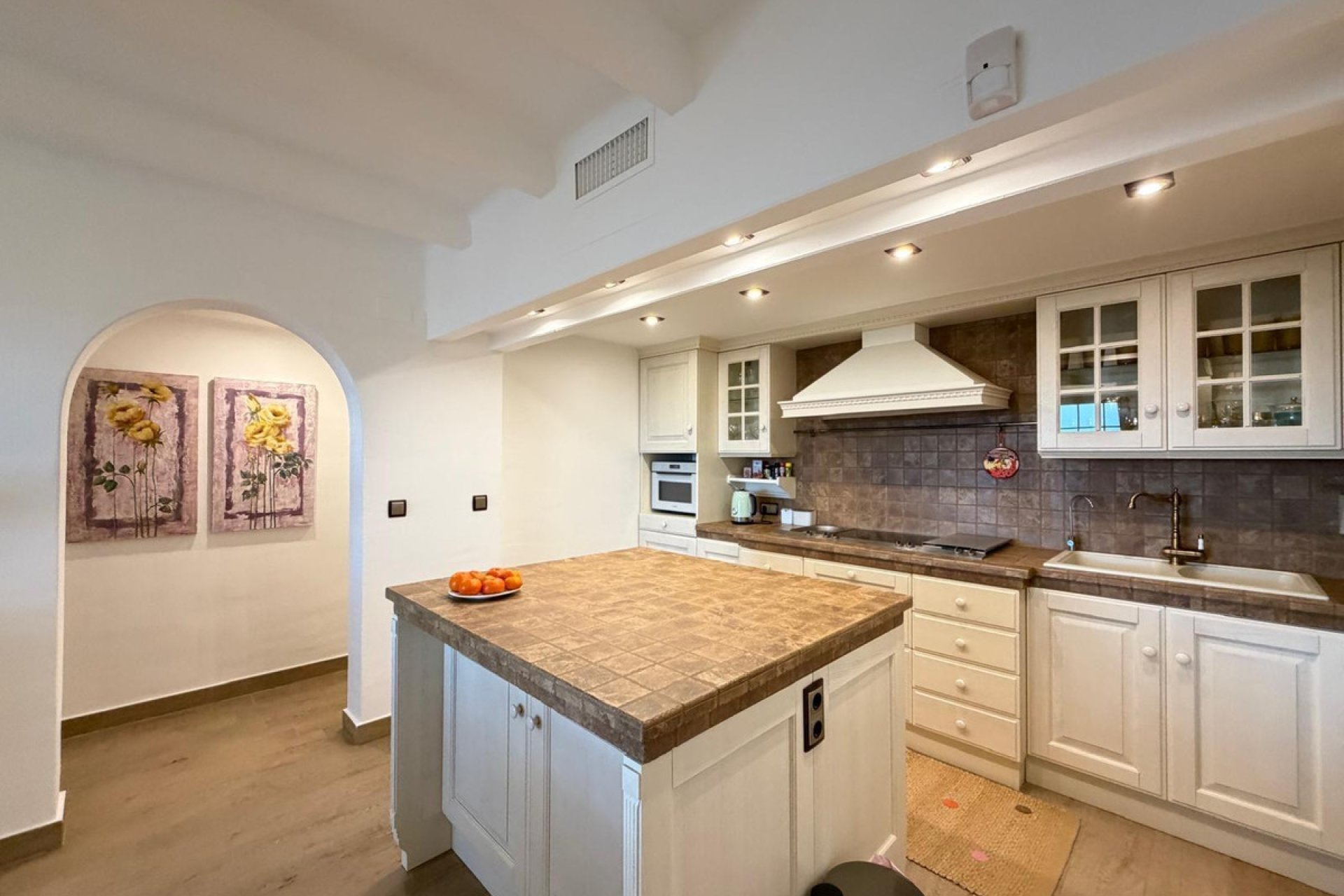 Resale - Apartment / flat -
Torrevieja - Torrevieja Centro