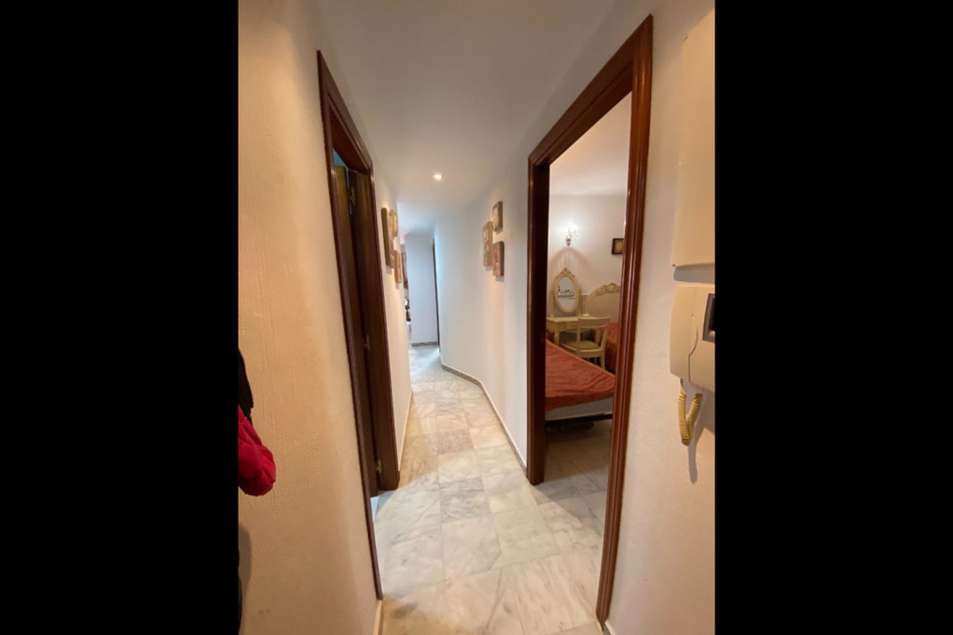 Resale - Apartment / flat -
Torrevieja - Torrevieja Centro