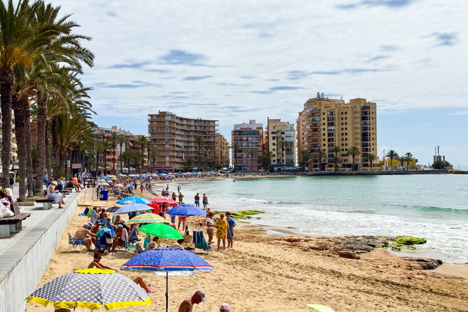 Resale - Apartment / flat -
Torrevieja - Torrevieja Centro