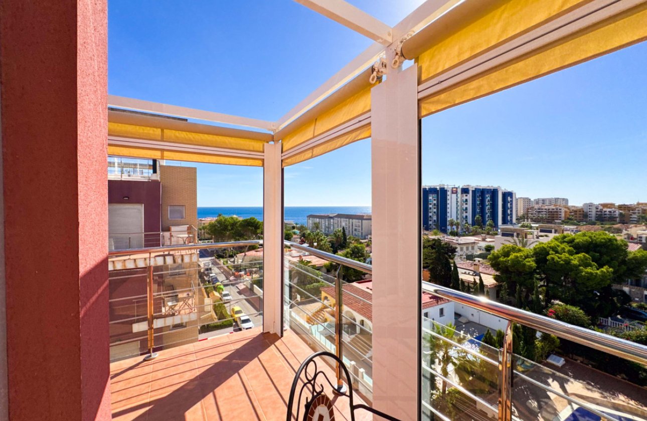 Resale - Apartment / flat -
Torrevieja - Torrevieja Centro