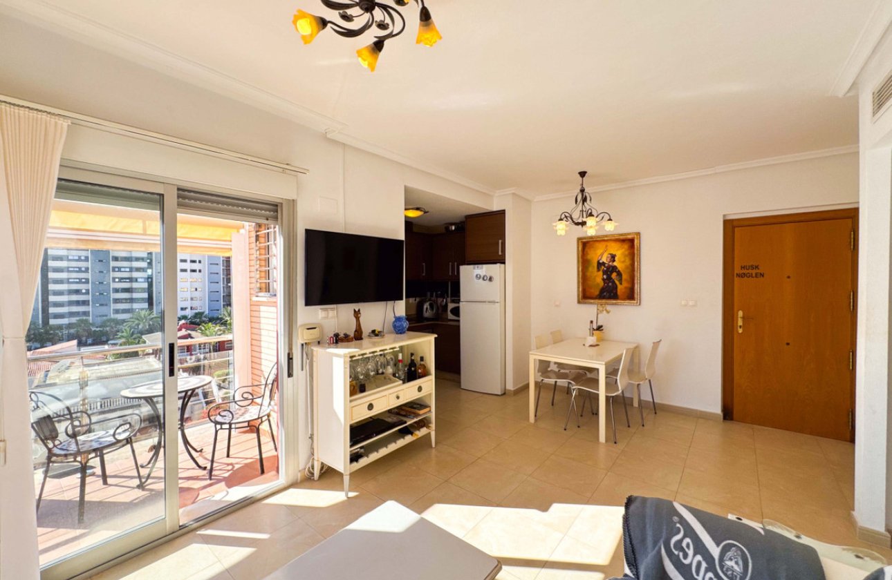 Resale - Apartment / flat -
Torrevieja - Torrevieja Centro