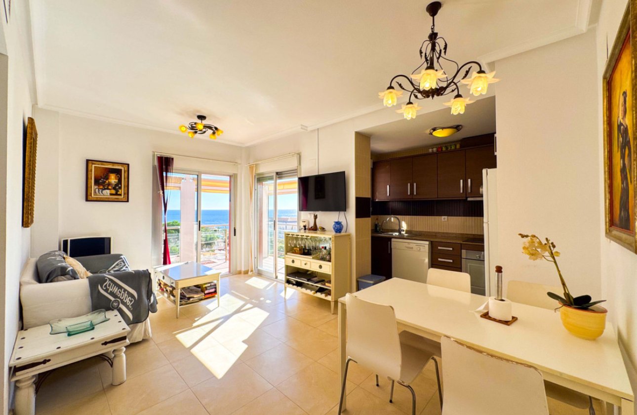 Resale - Apartment / flat -
Torrevieja - Torrevieja Centro