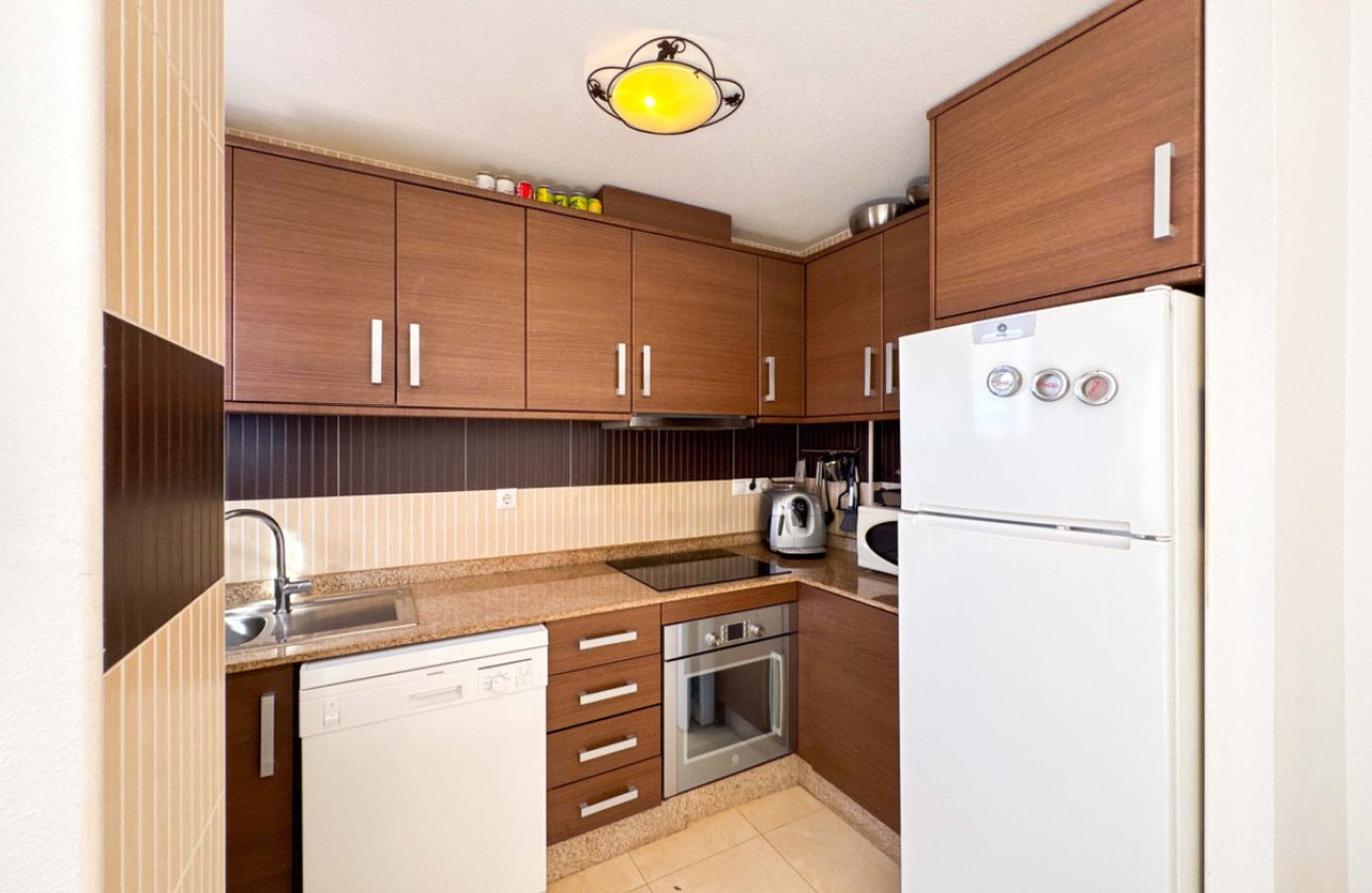 Resale - Apartment / flat -
Torrevieja - Torrevieja Centro