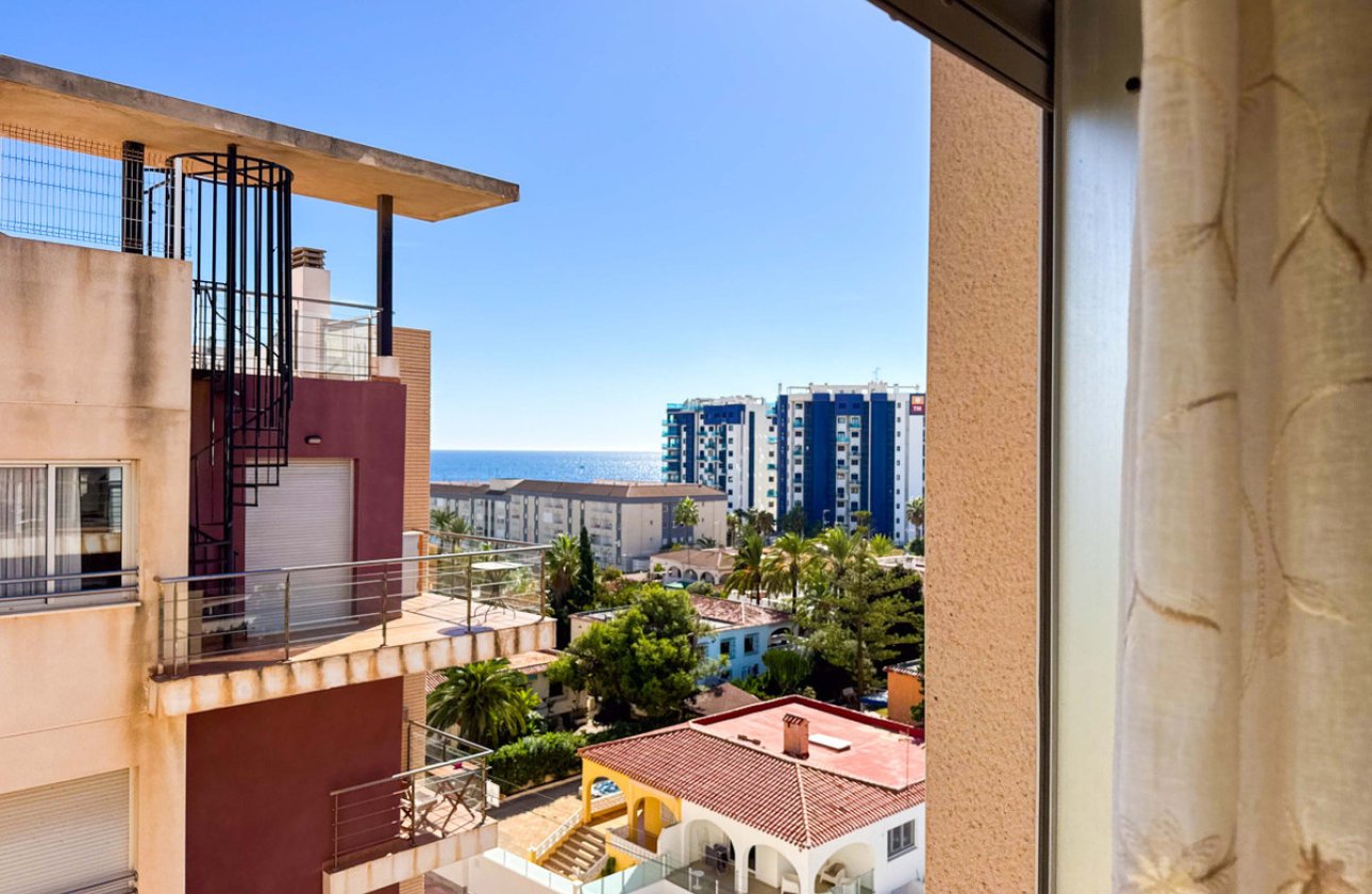 Resale - Apartment / flat -
Torrevieja - Torrevieja Centro