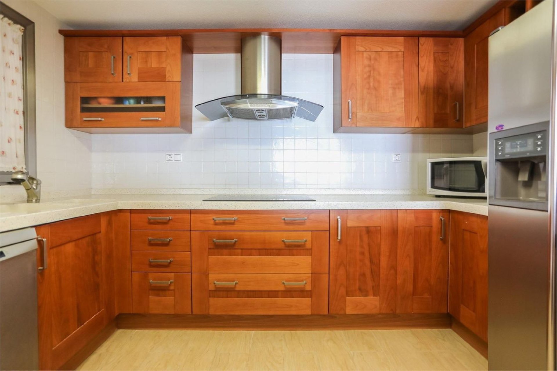 Resale - Apartment / flat -
Torrevieja - Torrevieja Centro