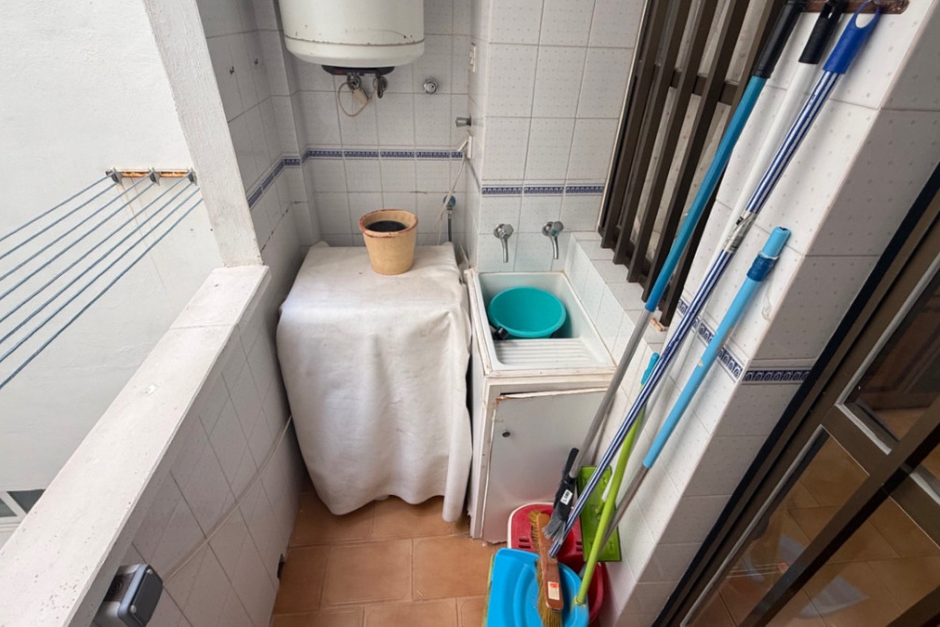 Resale - Apartment / flat -
Torrevieja - Torrevieja Centro