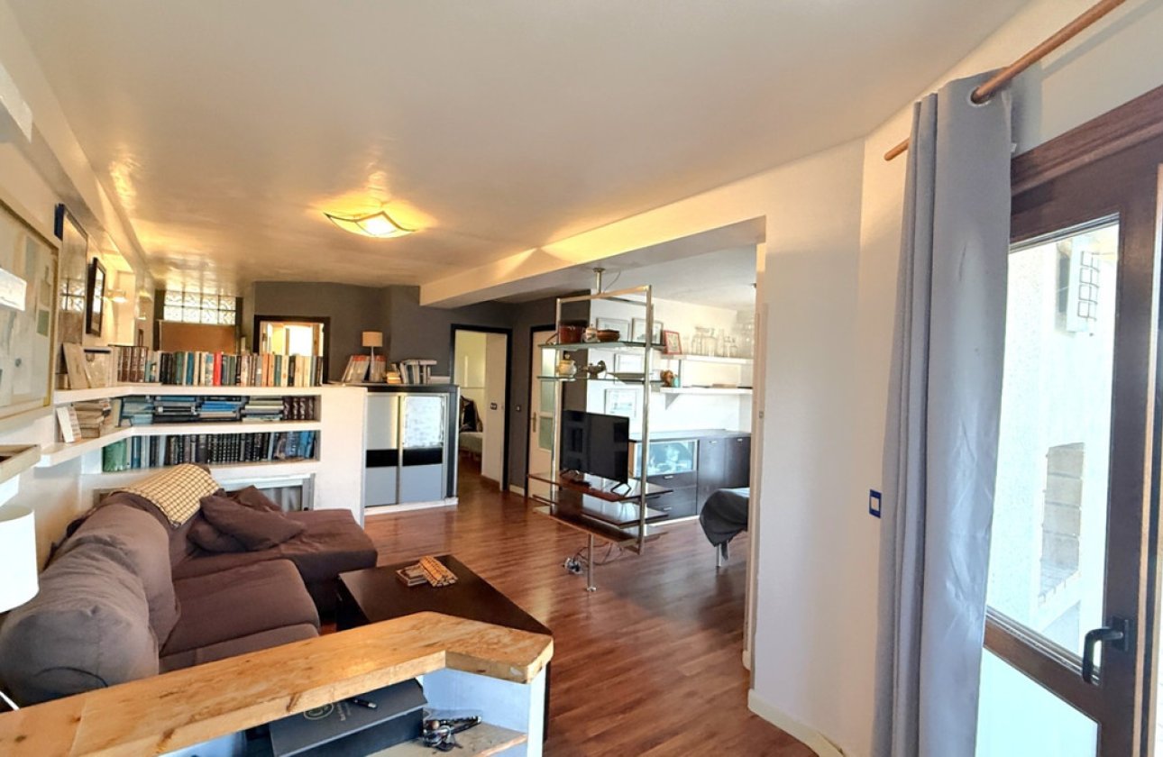 Resale - Apartment / flat -
Torrevieja - Torrevieja Centro