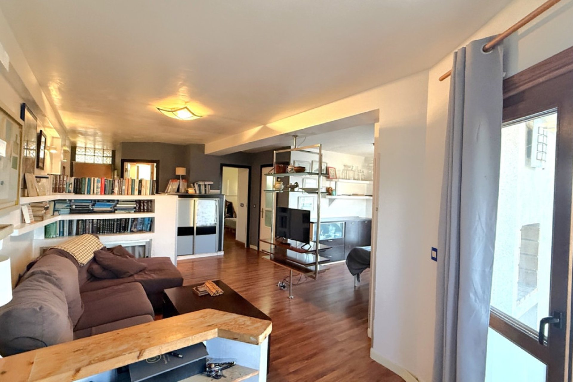 Resale - Apartment / flat -
Torrevieja - Torrevieja Centro