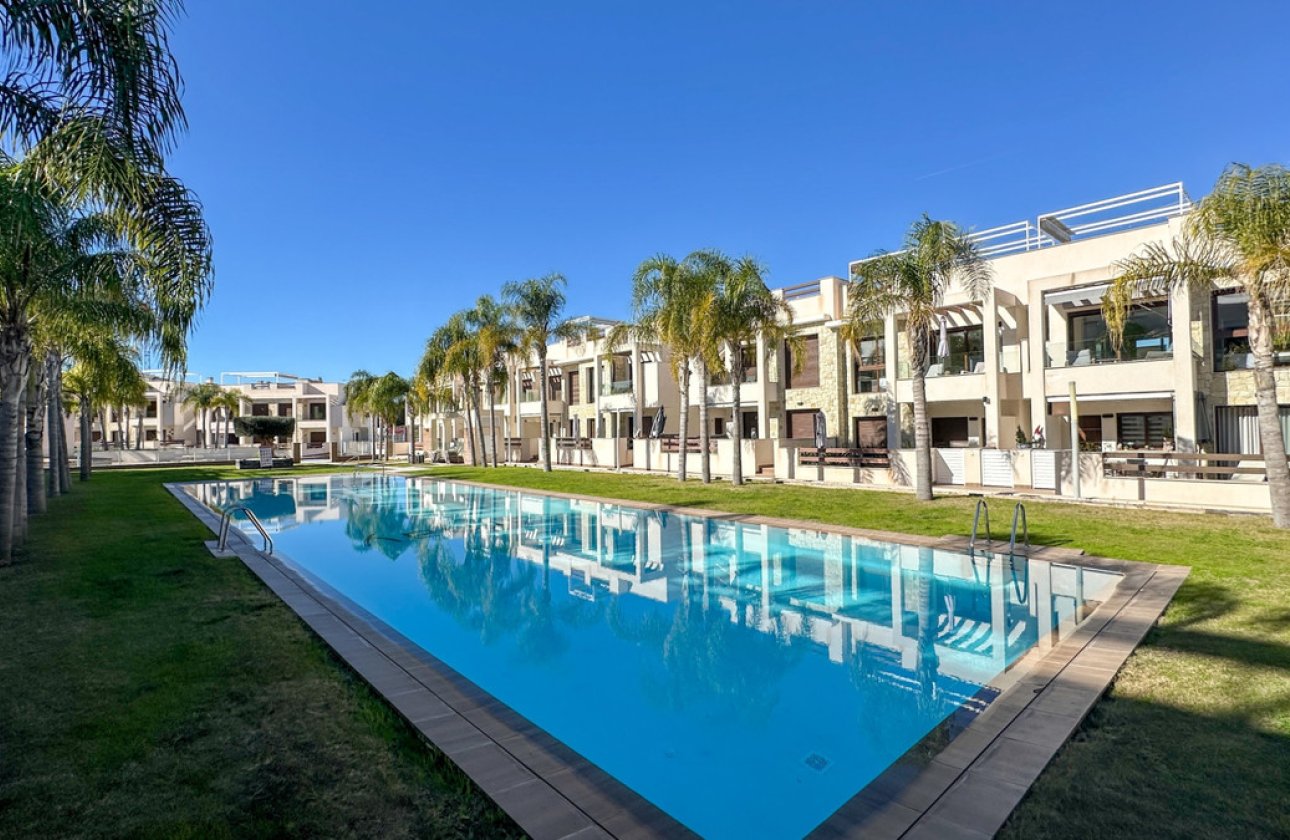 Resale - Apartment / flat -
Torrevieja - Torrevieja Centro