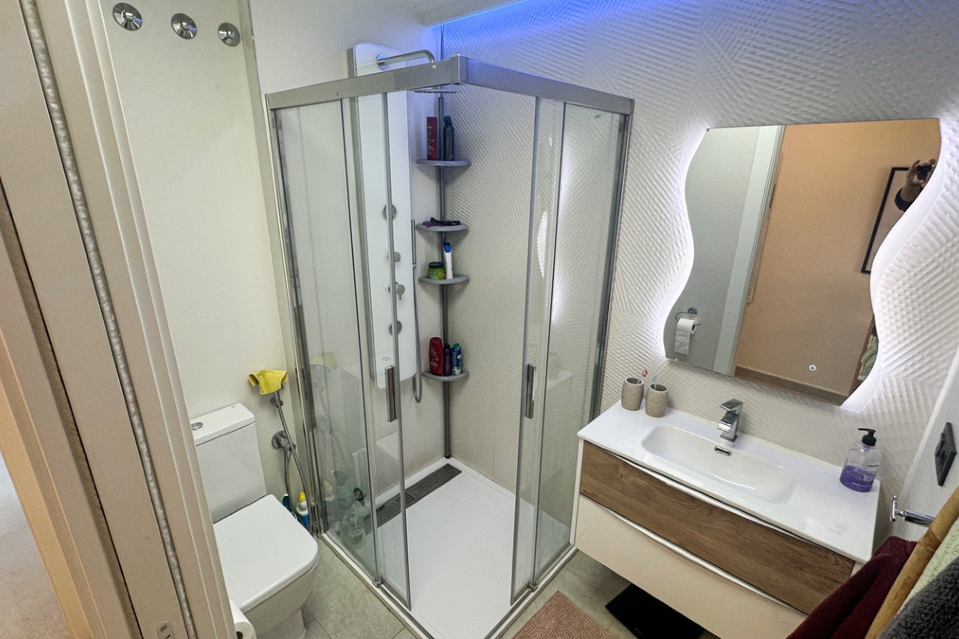 Resale - Apartment / flat -
Torrevieja - Torrevieja Centro