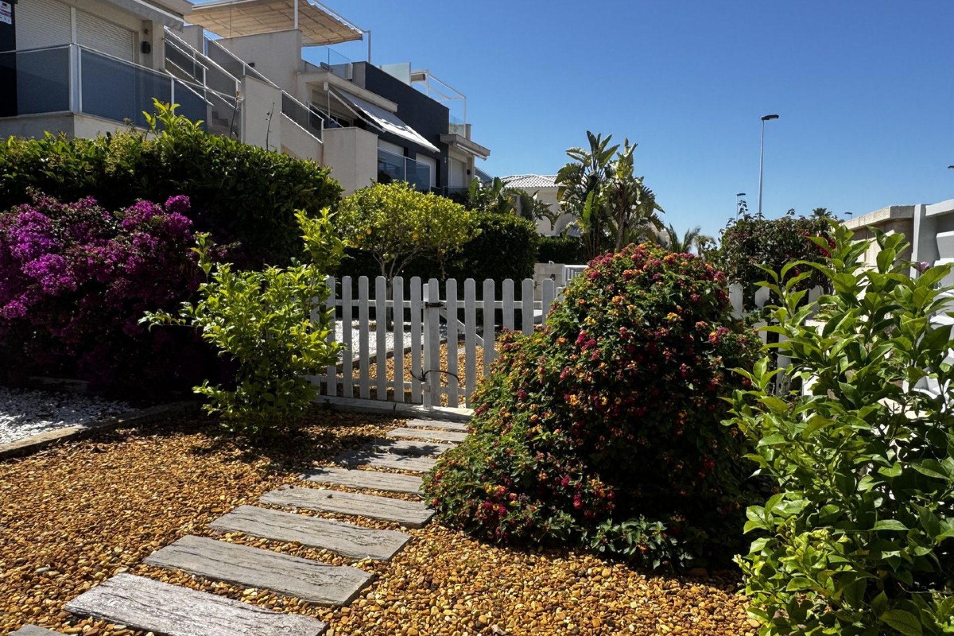 Resale - Apartment / flat -
Torrevieja - Torrevieja Centro