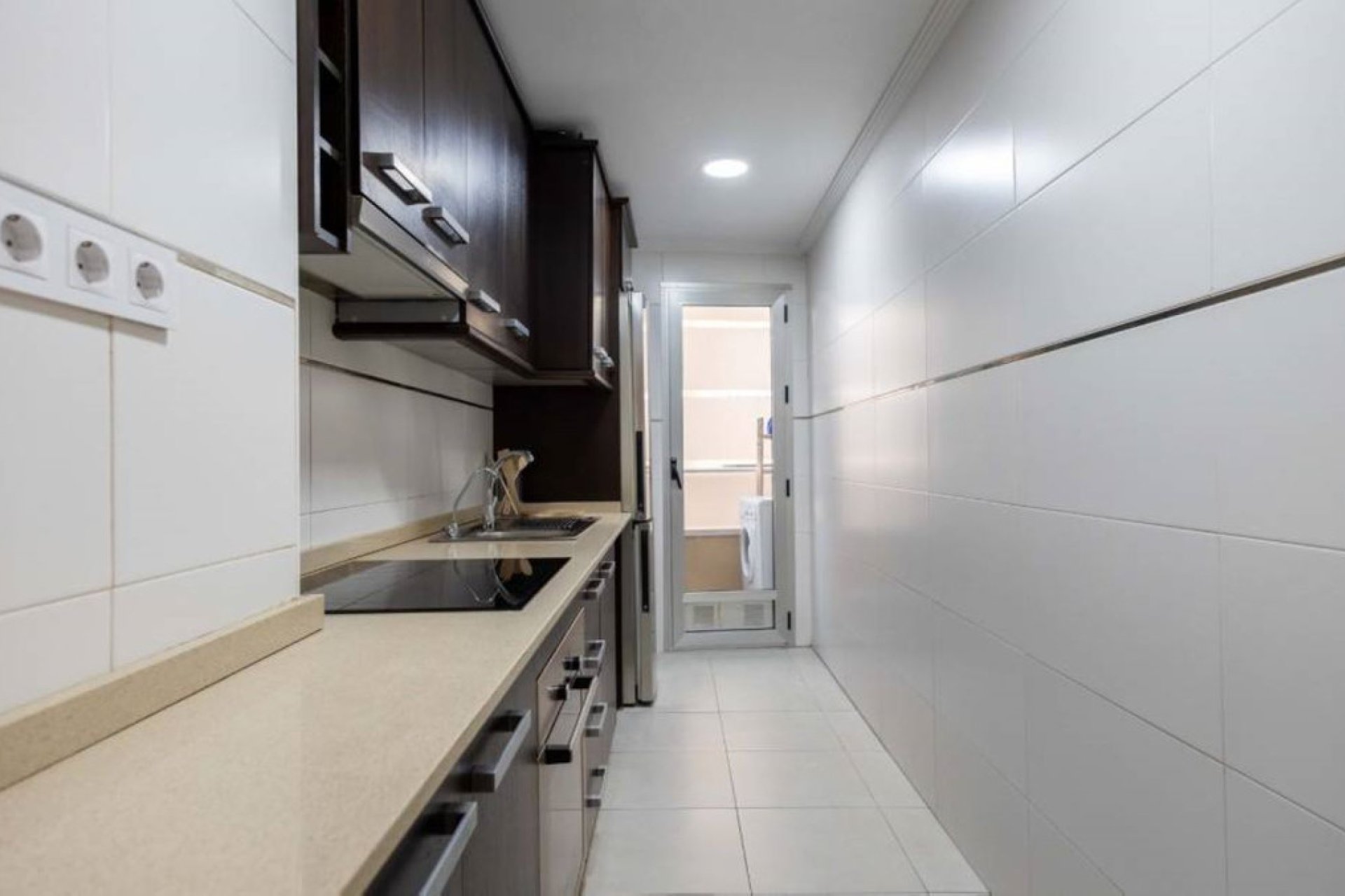 Resale - Apartment / flat -
Torrevieja - Torrevieja Centro