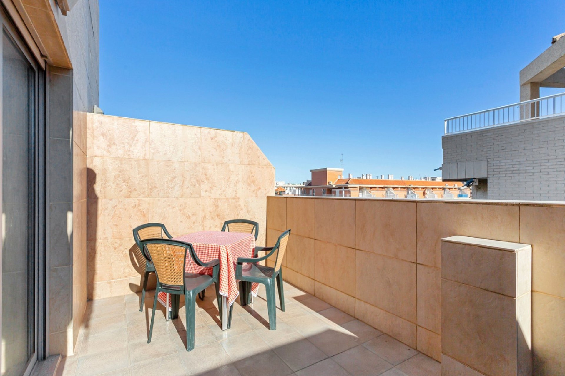 Resale - Apartment / flat -
Torrevieja - Torrevieja Centro