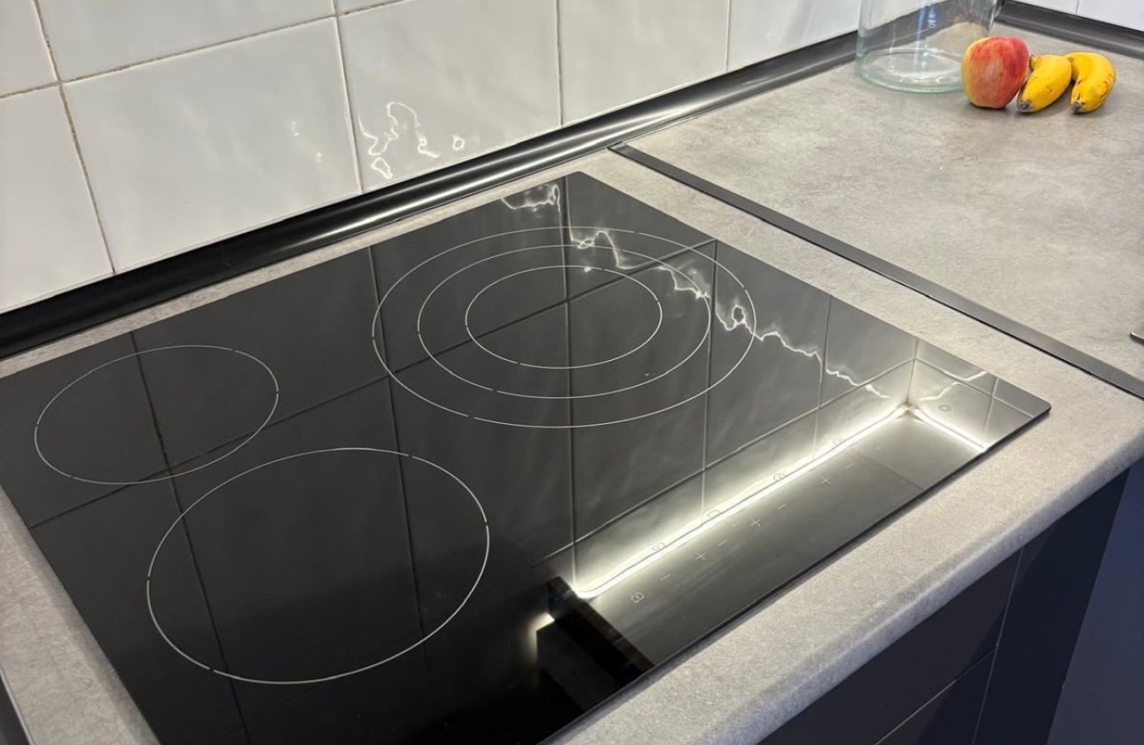 Resale - Apartment / flat -
Torrevieja - Torrevieja Centro