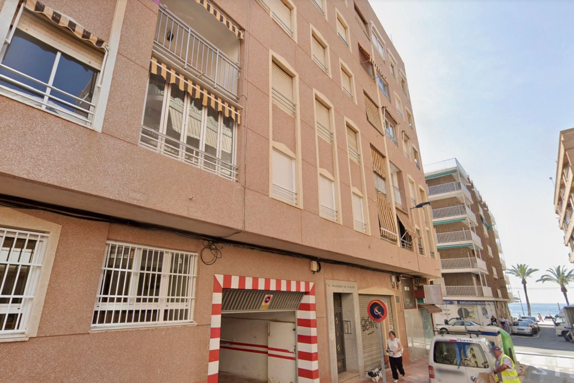 Resale - Apartment / flat -
Torrevieja - Torrevieja Centro