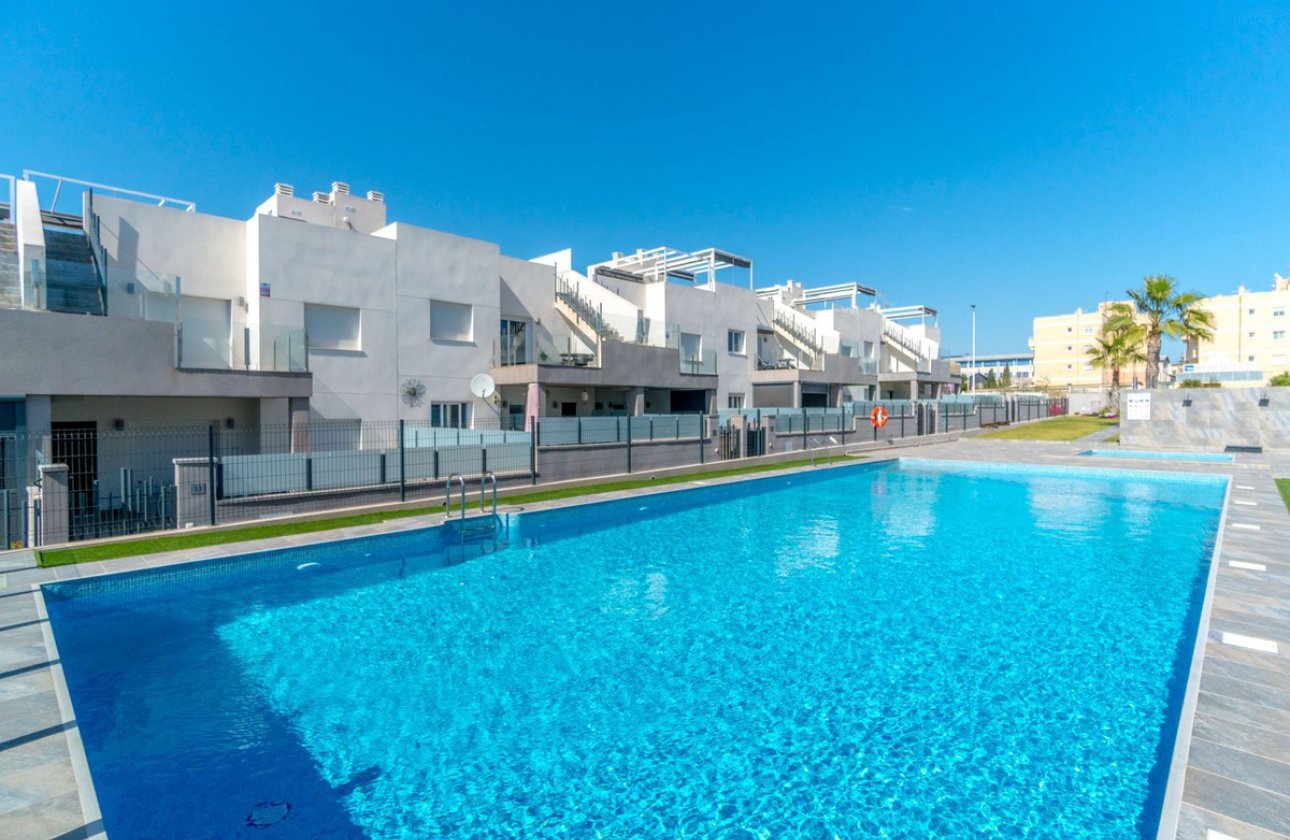 Resale - Apartment / flat -
Torrevieja - Torrevieja Centro