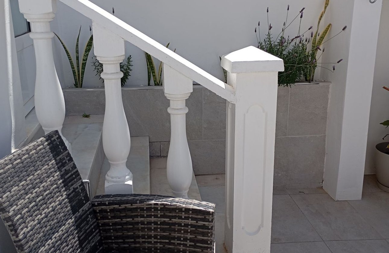 Resale - Apartment / flat -
Torrevieja - Torrevieja Centro