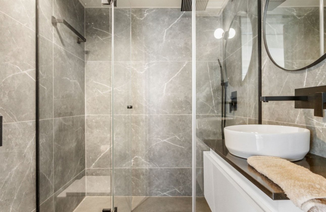 Resale - Apartment / flat -
Torrevieja - Torrevieja Centro