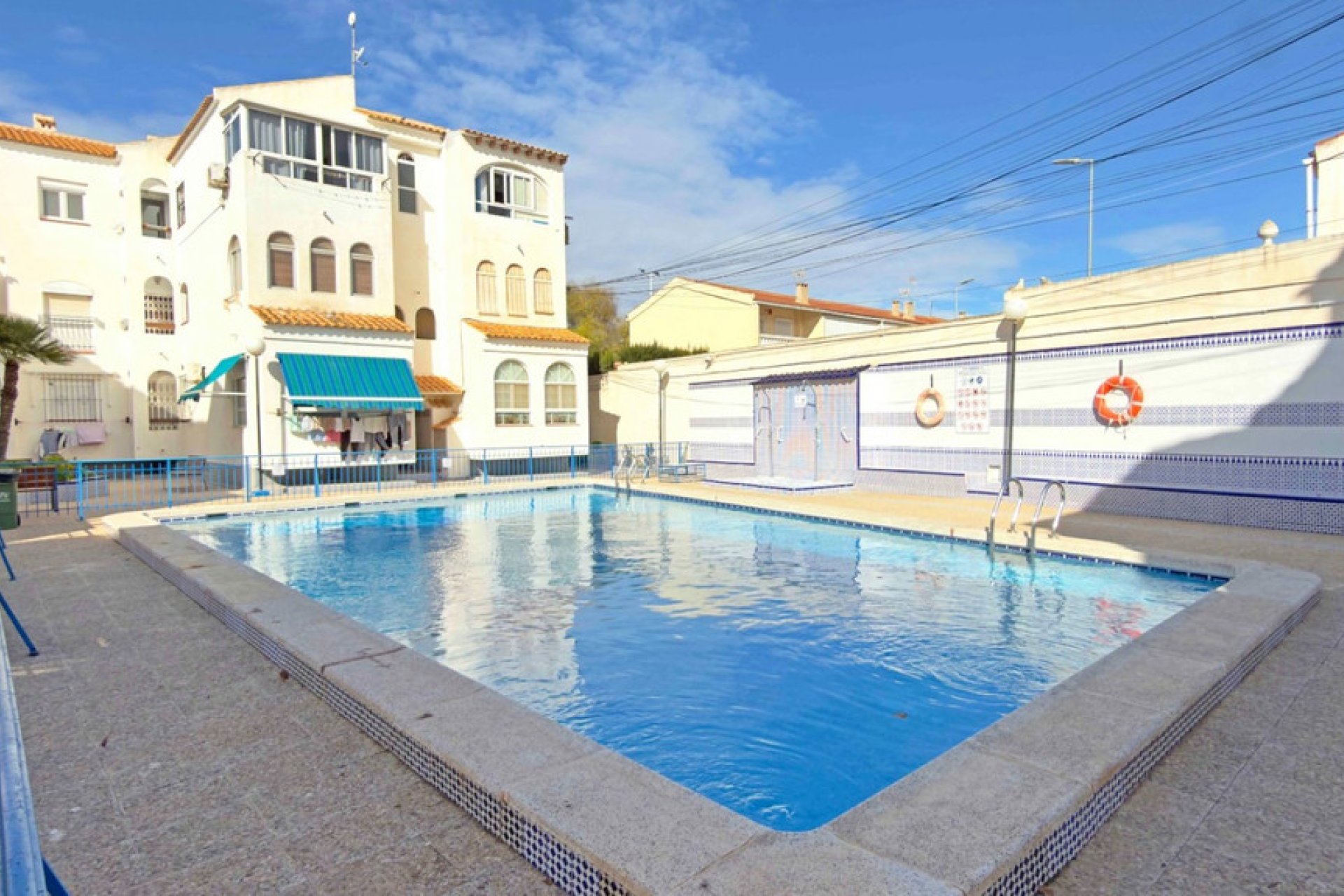 Resale - Apartment / flat -
Torrevieja - Torrevieja Centro