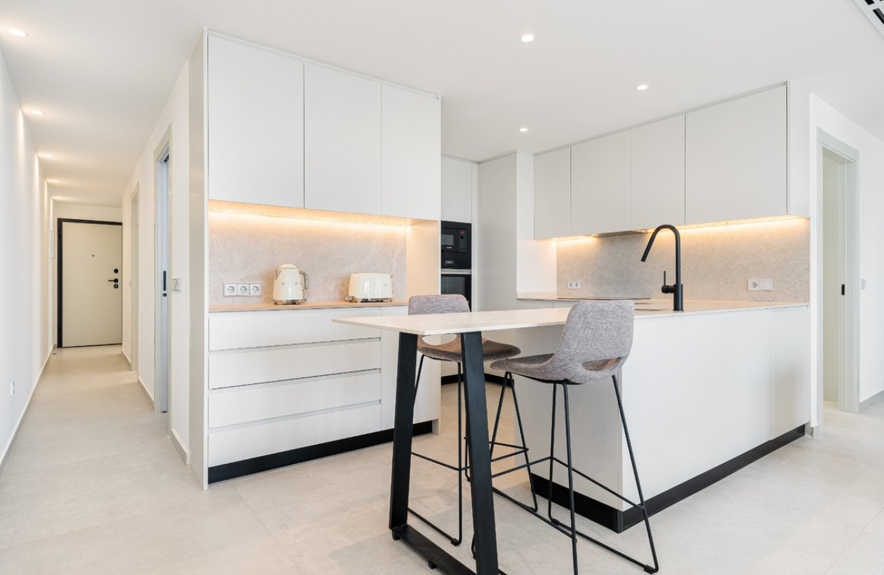 Resale - Apartment / flat -
Torrevieja - Torrevieja Centro