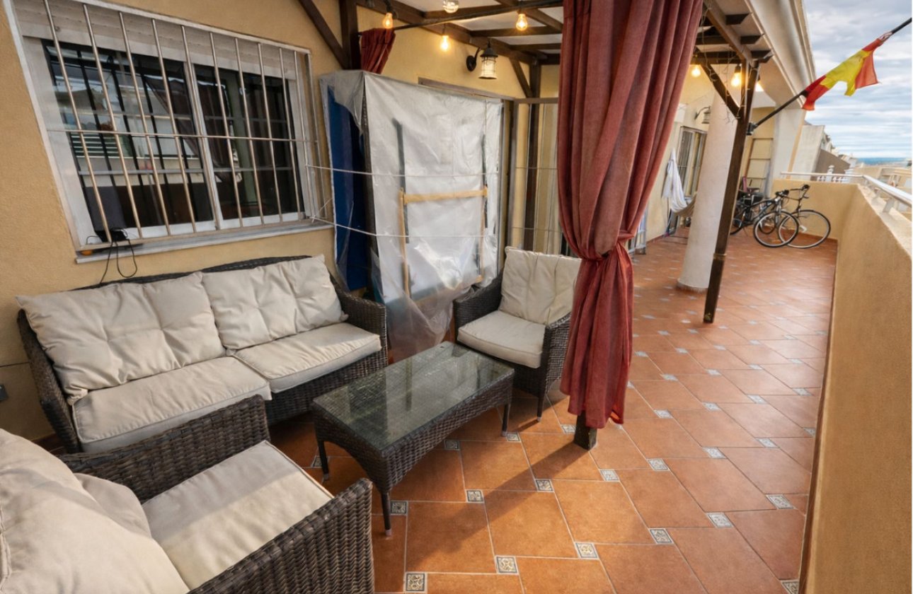 Resale - Apartment / flat -
Torrevieja - Torrevieja Centro