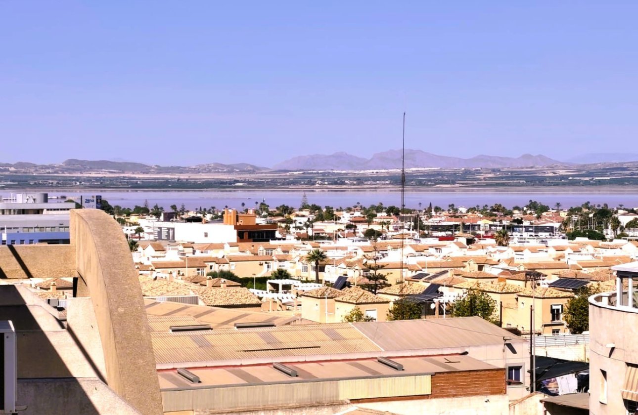 Resale - Apartment / flat -
Torrevieja - Torrevieja Centro