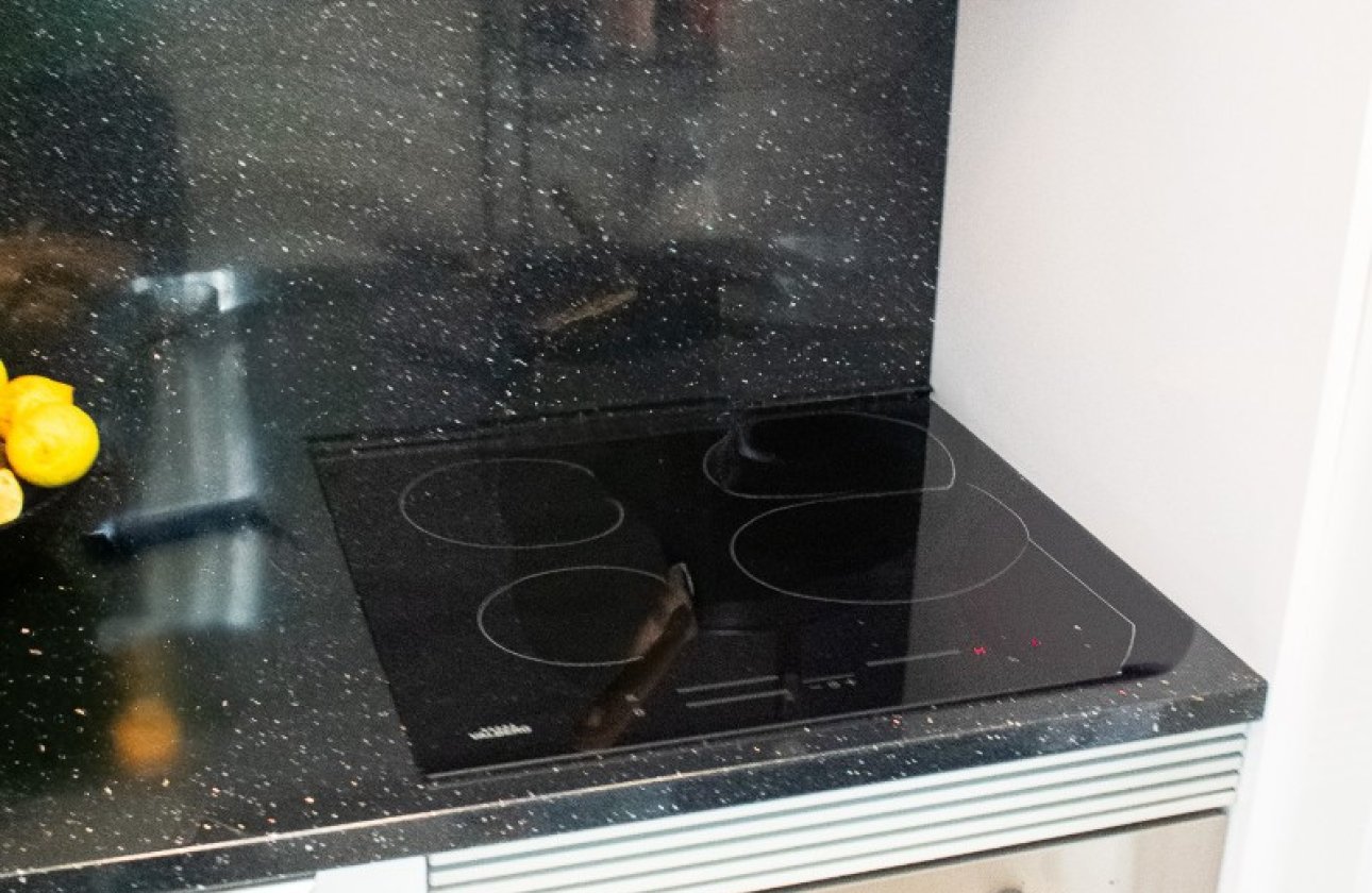 Resale - Apartment / flat -
Torrevieja - Torrevieja Centro