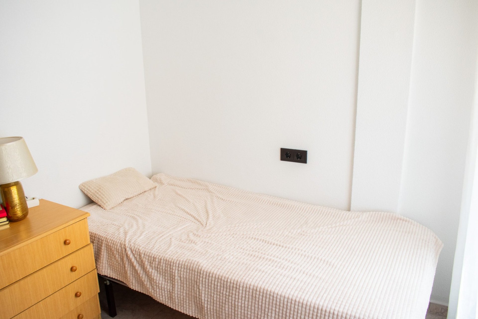 Resale - Apartment / flat -
Torrevieja - Torrevieja Centro