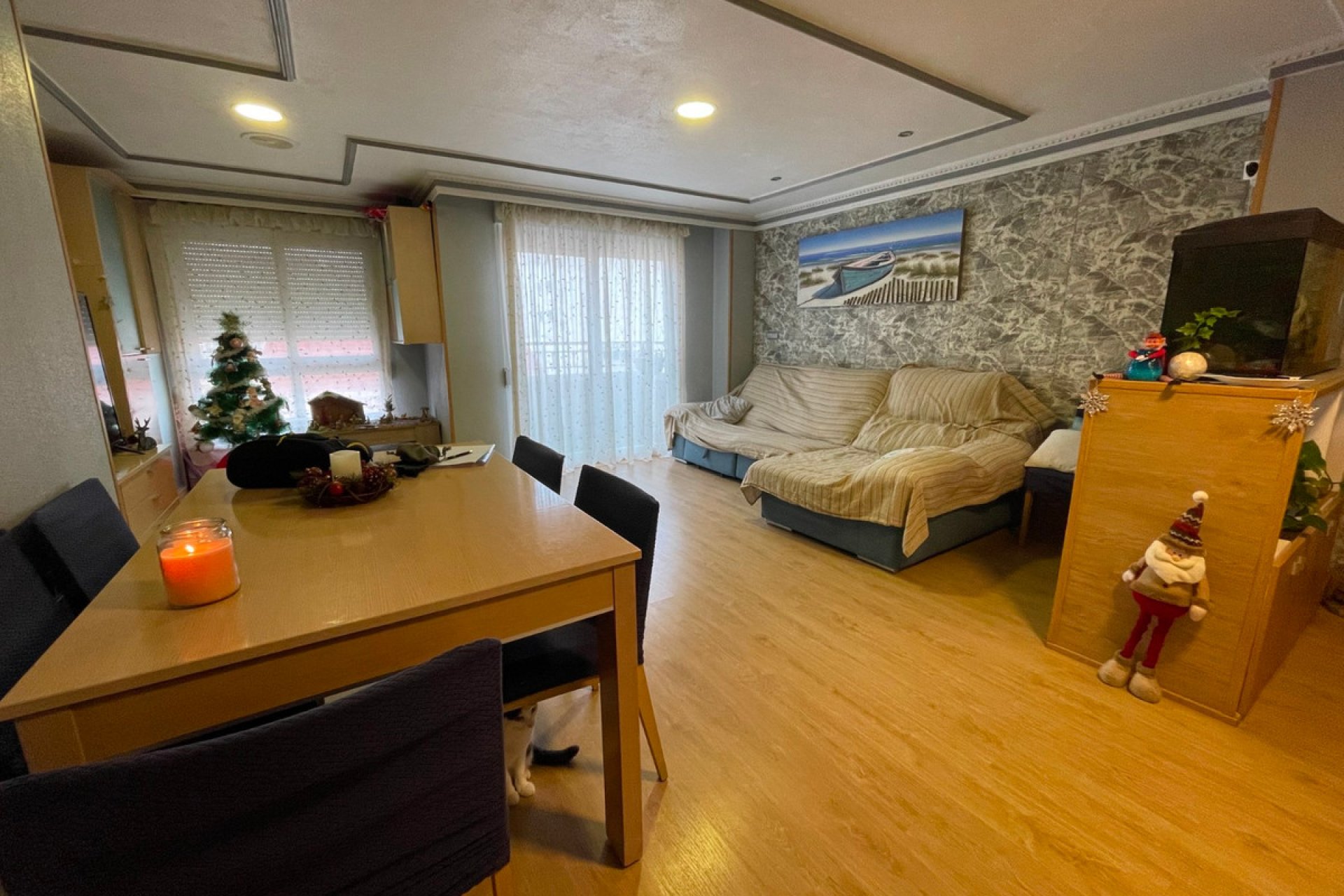 Resale - Apartment / flat -
Torrevieja - Torrevieja Centro