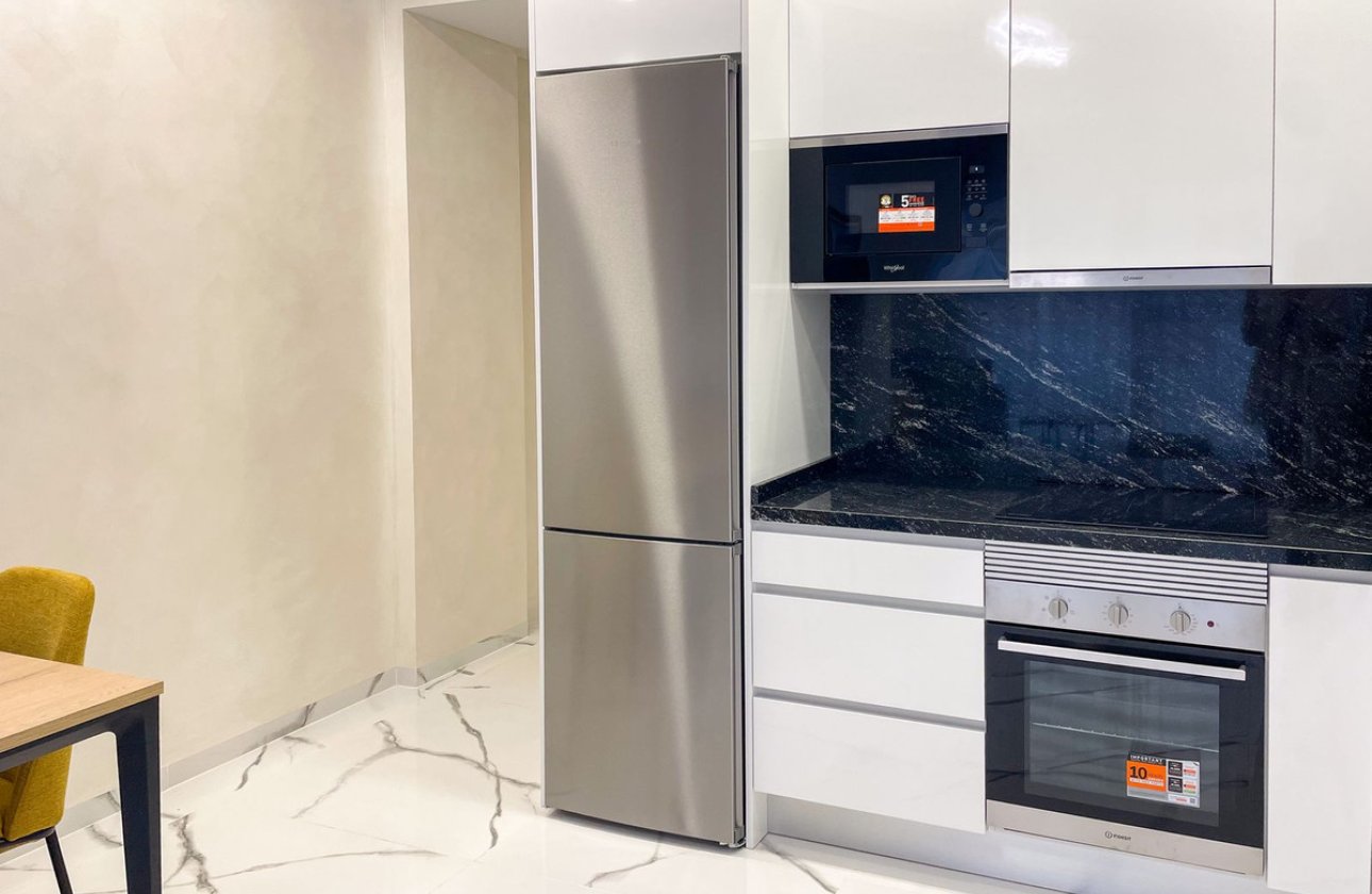 Resale - Apartment / flat -
Torrevieja - Torrevieja Centro