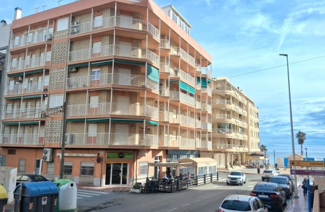 Resale - Apartment / flat -
Torrevieja